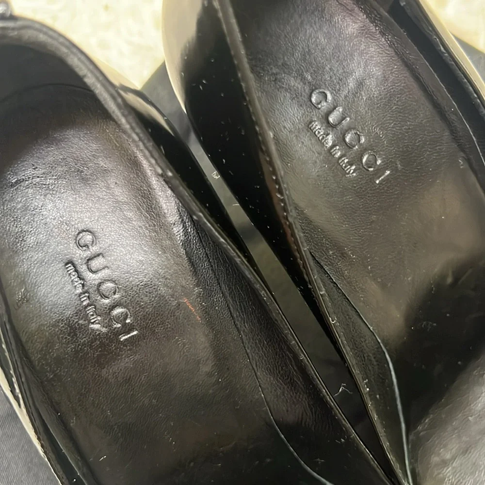 Gucci Black patent leather pumps size 7.5 - Picture 5 of 11